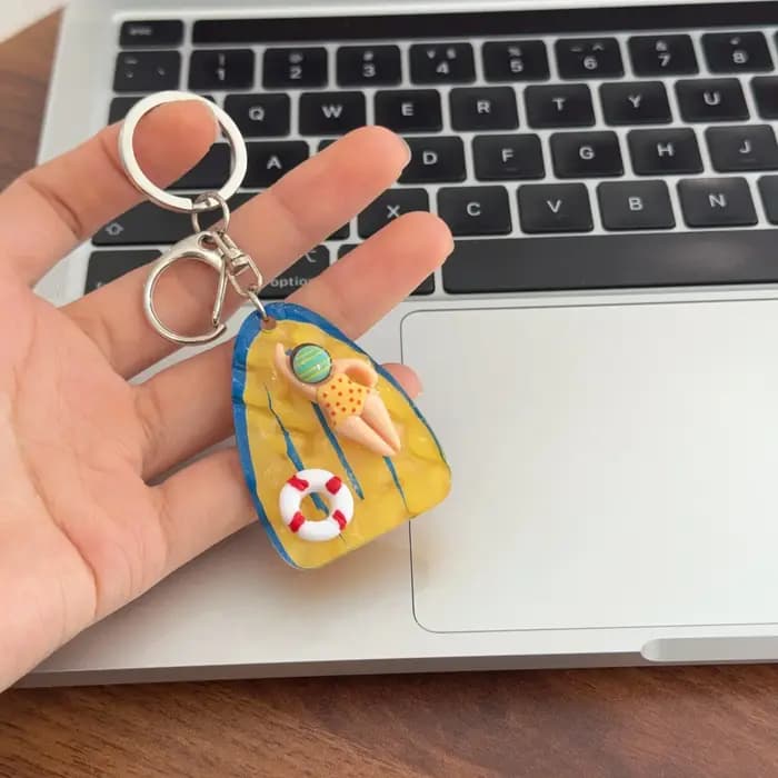 Porte-clés créatif pour piscine, pendentif mignon en forme de fille/garçon de dessin animé, pour sac