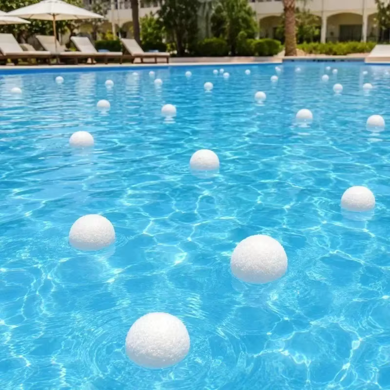 Boules filtrantes réutilisables pour piscine