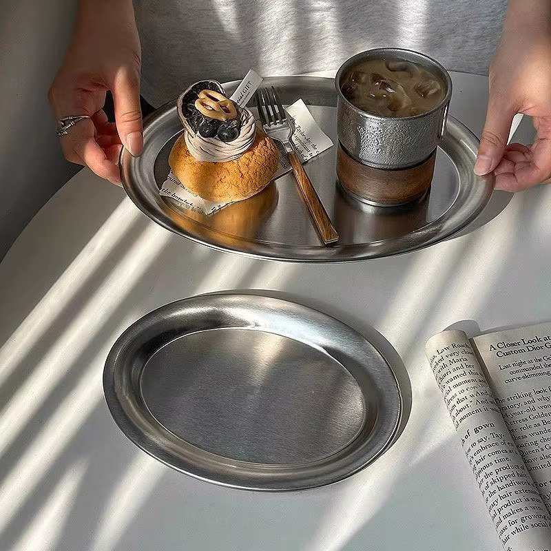 ㈅ Assiettes ovales en acier inoxydable pour poisson, usage domestique, service de repas, assiette peu profonde pour cuisson vapeur, dessert, pâtisserie, décoration, vaisselle de cuisine