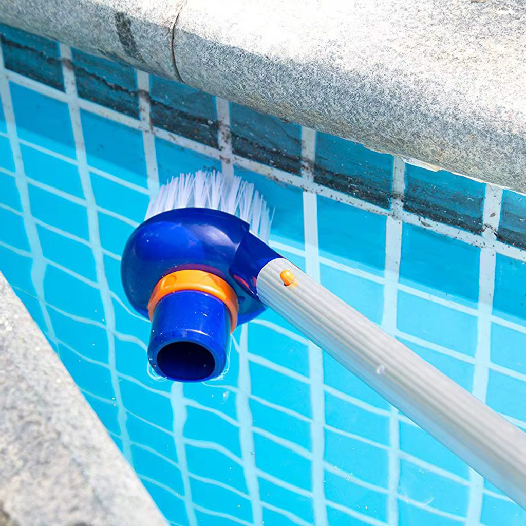 Brosse de nettoyage pour piscine