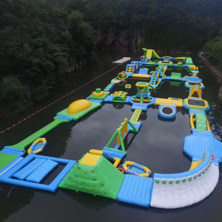 Toboggan gonflable de piscine d'eau de haute qualité