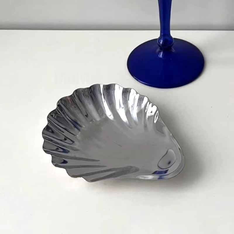 Assiette à vaisselle en acier inoxydable en forme de coquille pour Desserts, organisateur de rangement de bijoux, assiette à collation pour décor de Table à manger, assiette métallique