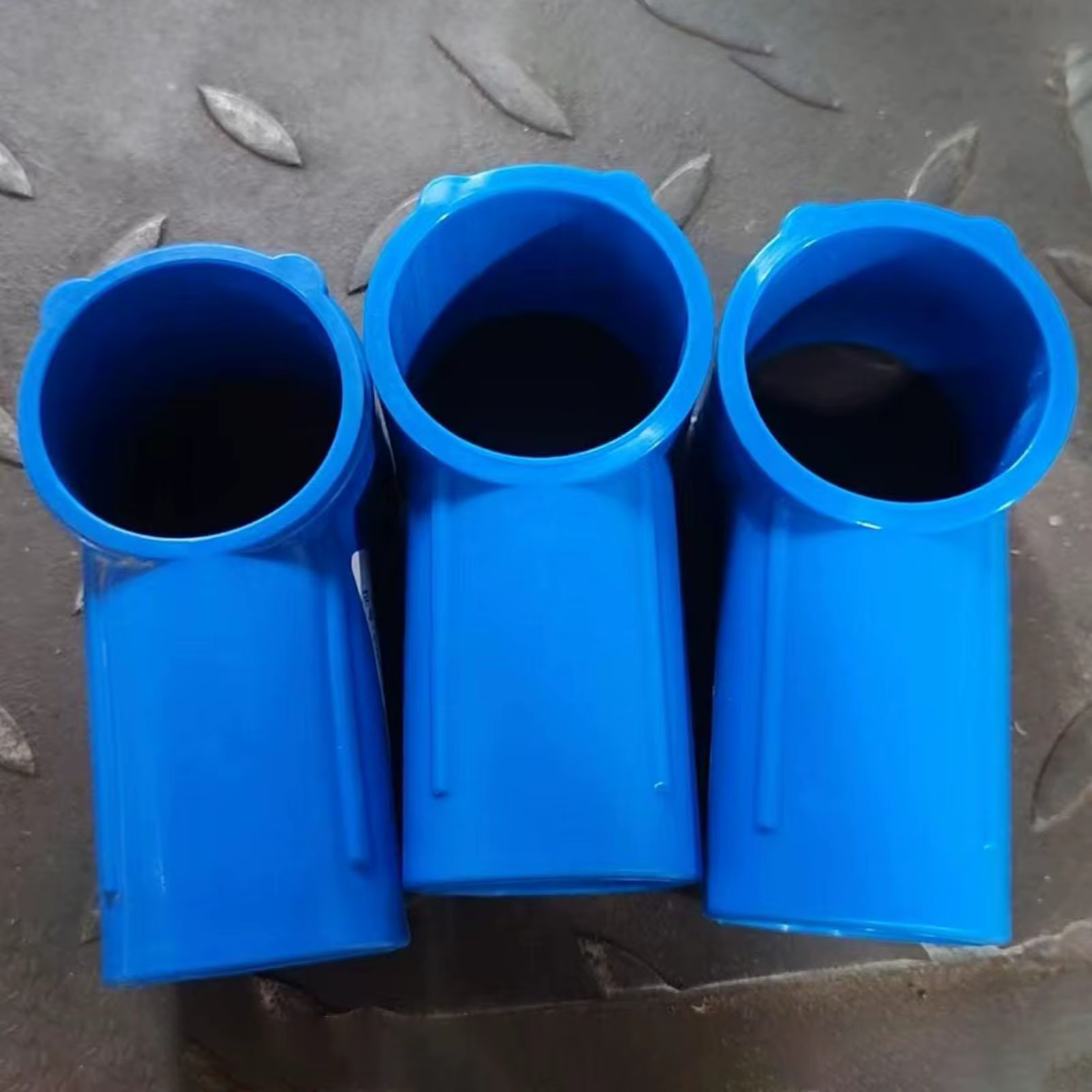 Connecteur de tuyau de piscine à trois voies