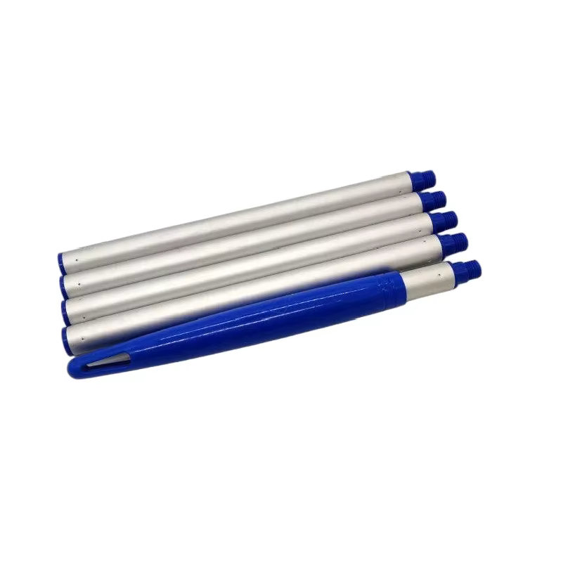Épuisette de piscine avec 5 sections de mât en aluminium de 64 pouces