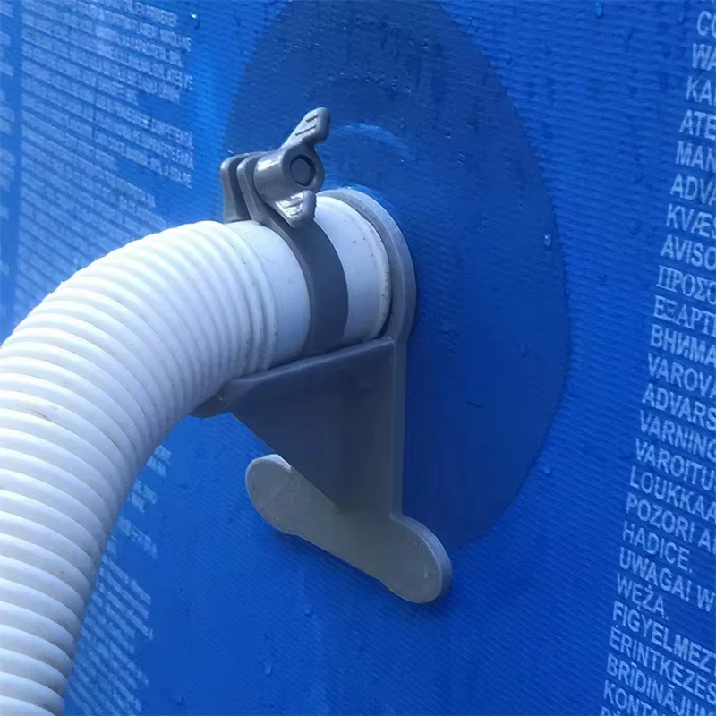 Support de fixation pour tuyau de piscine