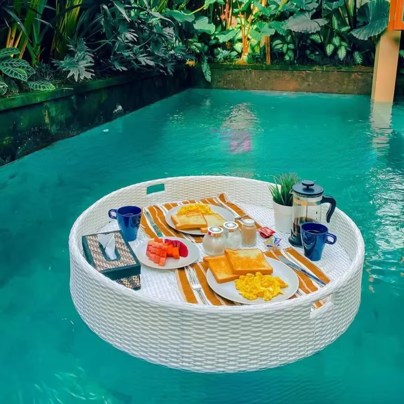 Plateau de petit déjeuner flottant pour piscine