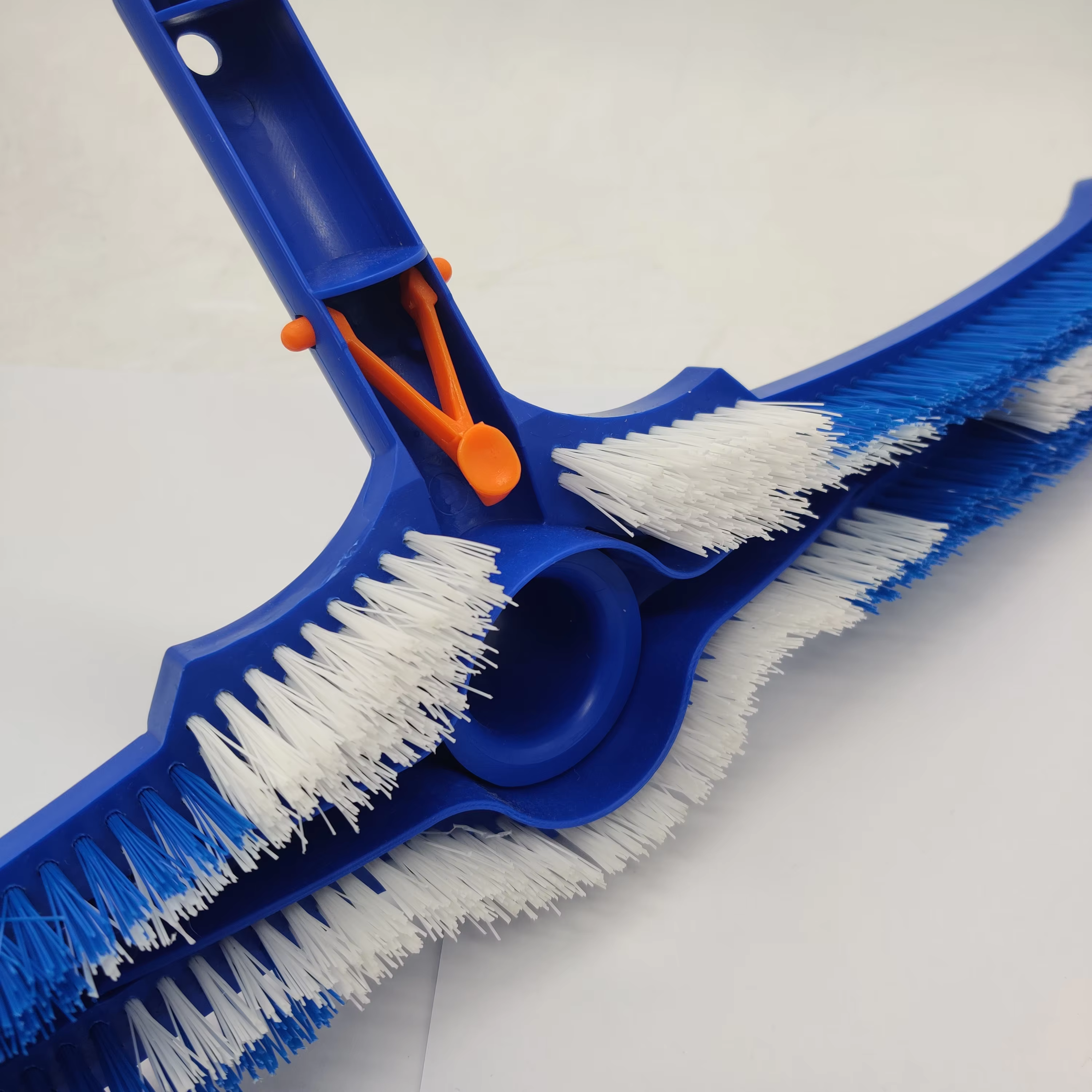 Nettoyeur de piscine, brosse d'aspiration