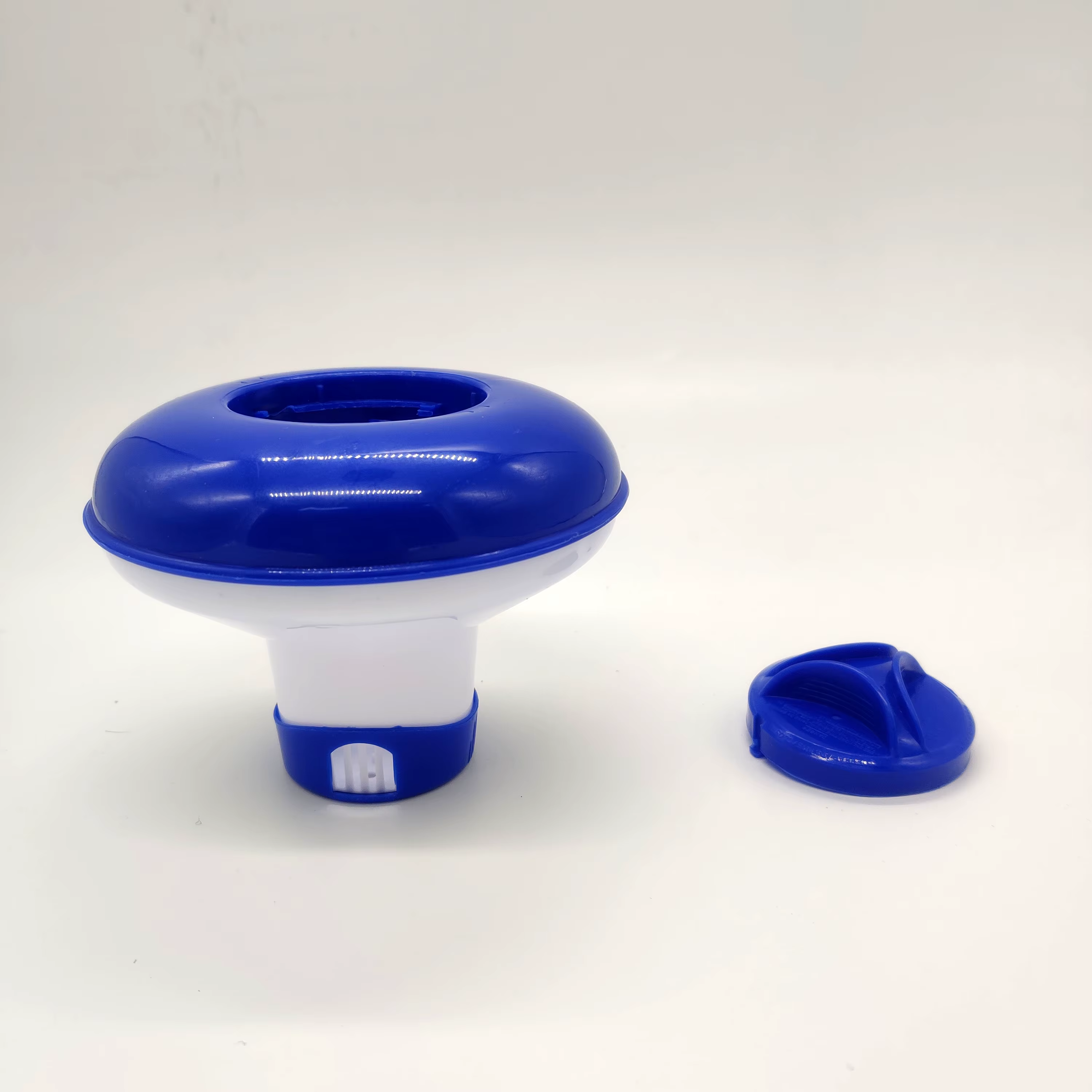 Dispositif de dosage automatique de désinfection flottant télescopique de 5 pouces pour piscine et spa