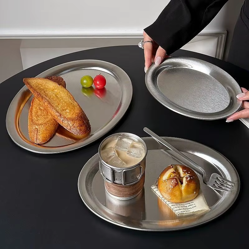 ㈅ Assiettes ovales en acier inoxydable pour poisson, usage domestique, service de repas, assiette peu profonde pour cuisson vapeur, dessert, pâtisserie, décoration, vaisselle de cuisine