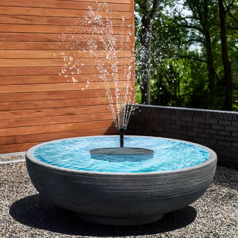 Fontaine solaire pour piscine extérieure