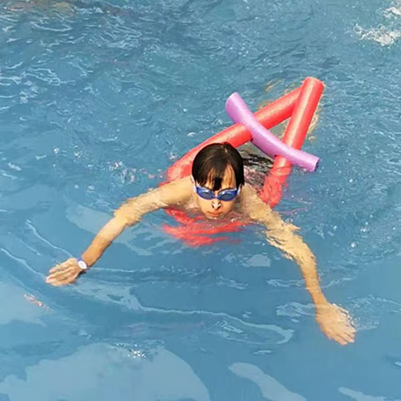 Crochet Flexible creux pour piscine