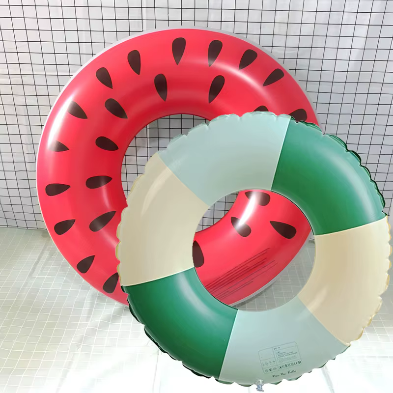 1 pastèque gonflable ﻿ Accessoire de piscine