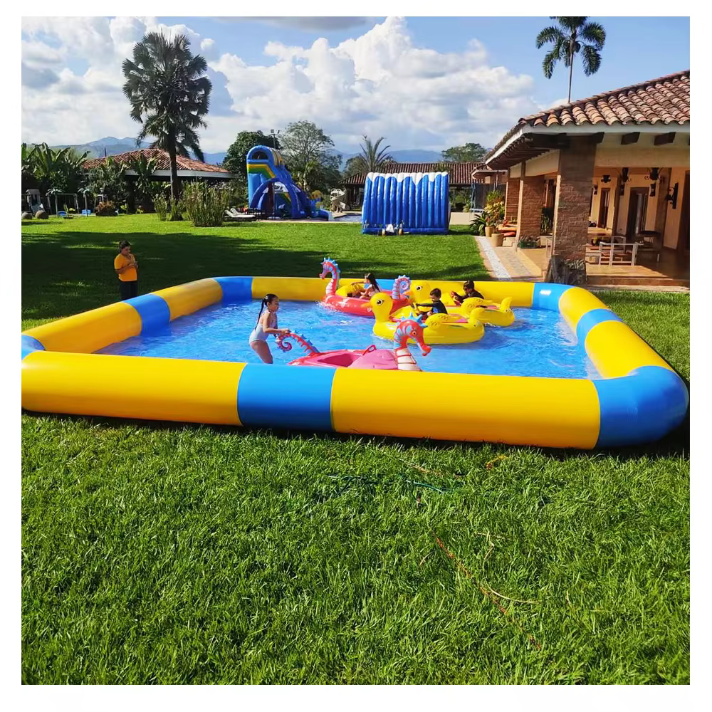 Piscine gonflable carrée d'été pour enfants