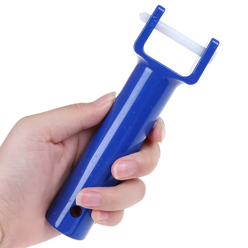 Tête d'aspirateur de nettoyage avec pince en V