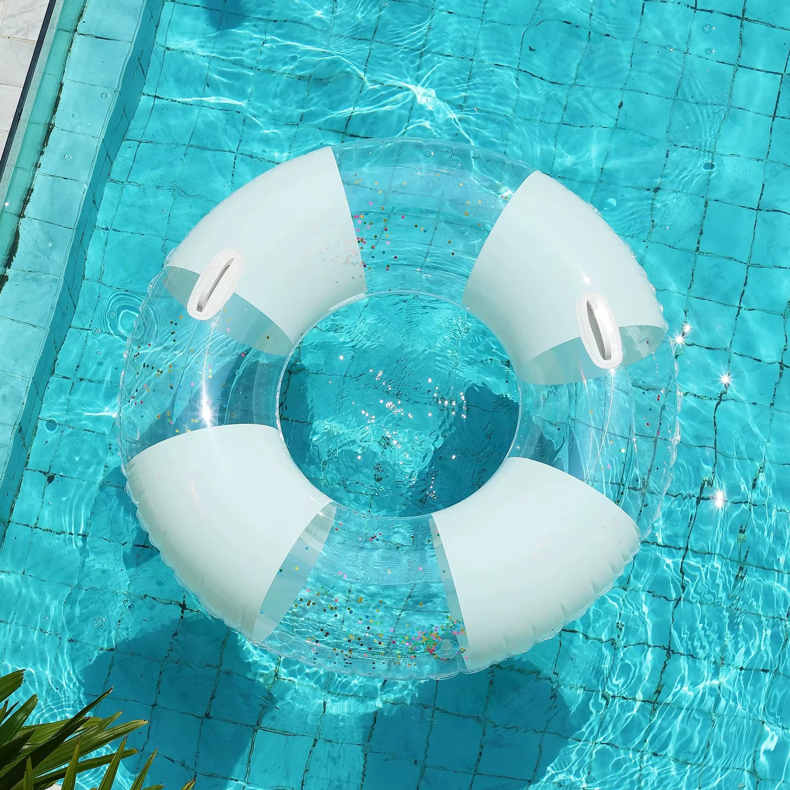 Bouée de piscine minimaliste pour adultes