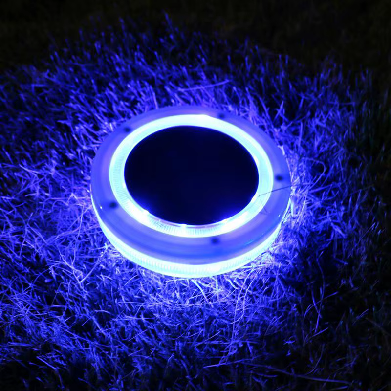 Lampe solaire LED pour piscine