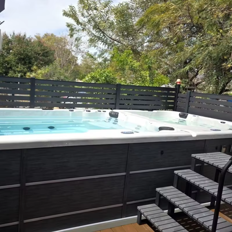 Spa de nage personnalisable de 5 m pour 8 personnes avec courant
