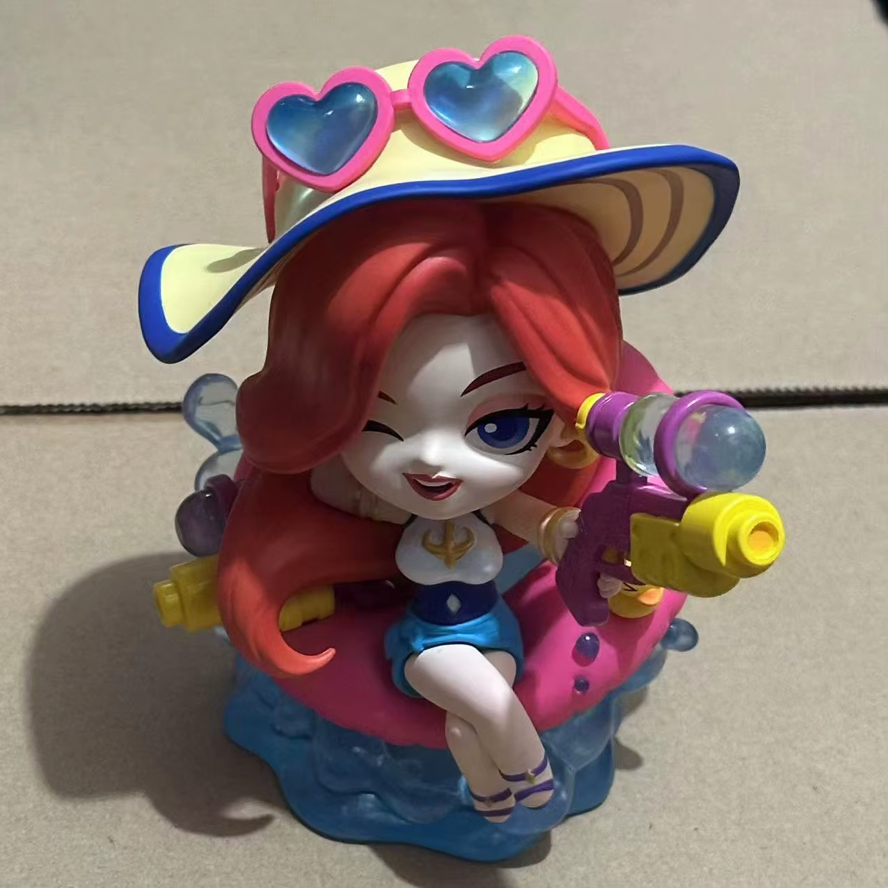 Fiesta à la piscine Miss Fortune Figure Emballage d'origine authentique Tout neuf (nous ne avons pas dans le jeu Digital pour donner à l'extérieur)